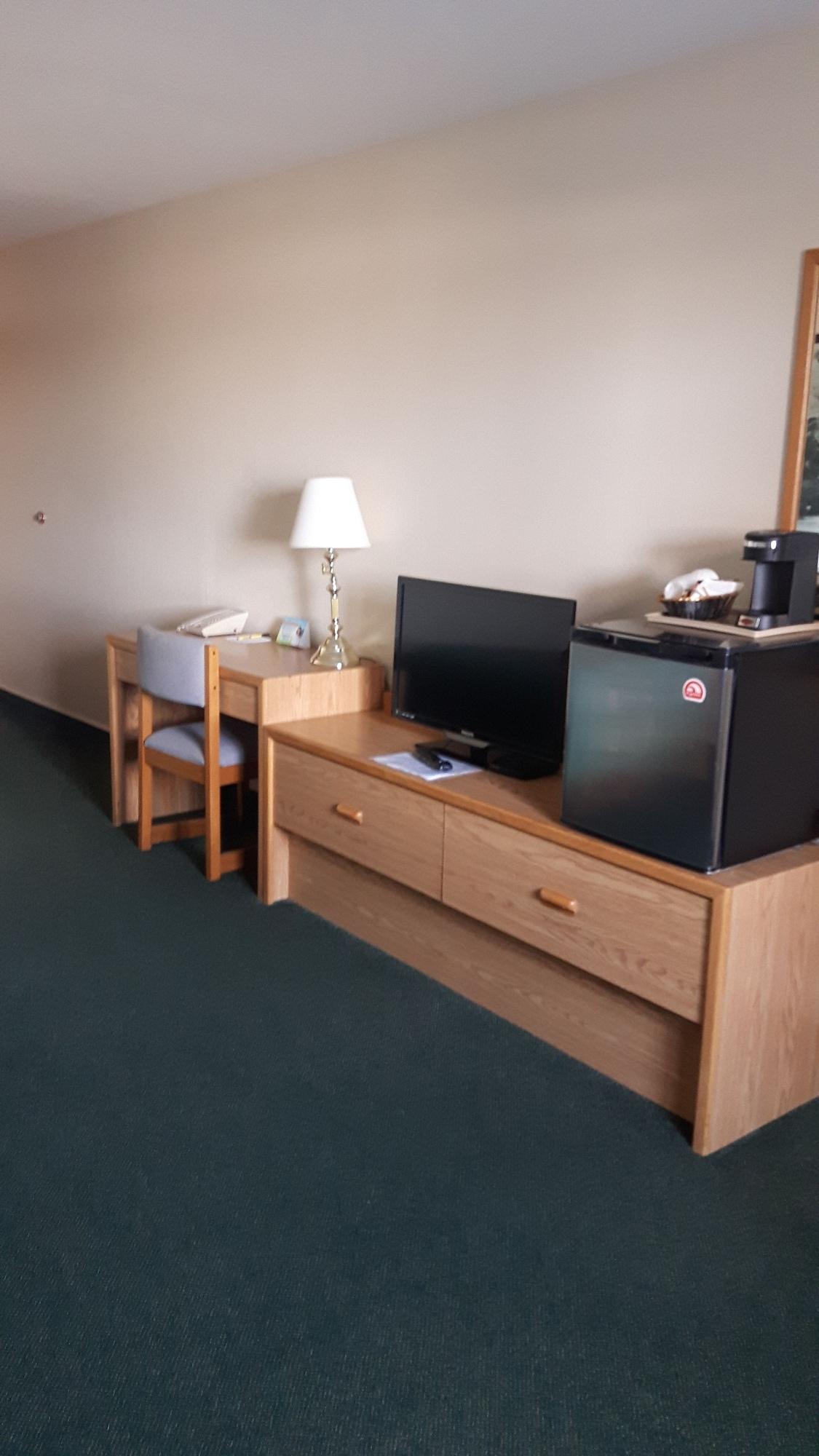 Hotel Super 8 By Wyndham Moose Jaw Sk Esterno foto
