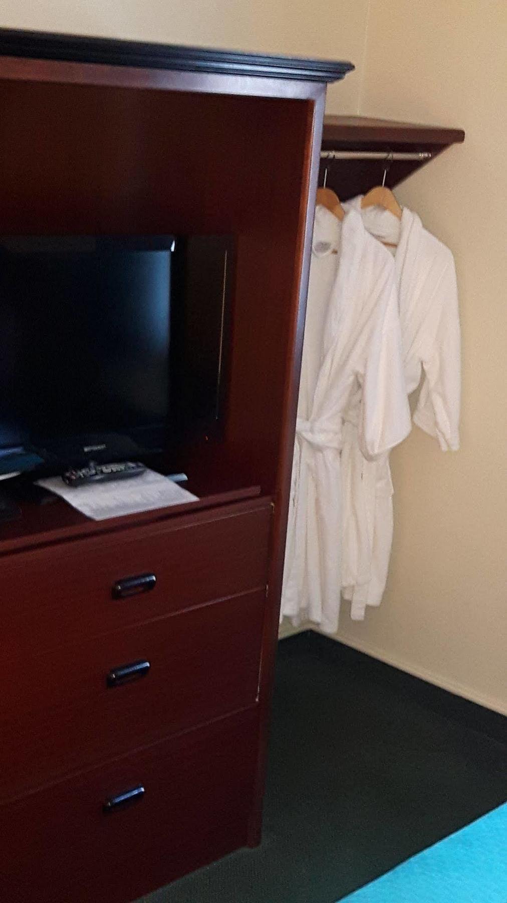 Hotel Super 8 By Wyndham Moose Jaw Sk Esterno foto